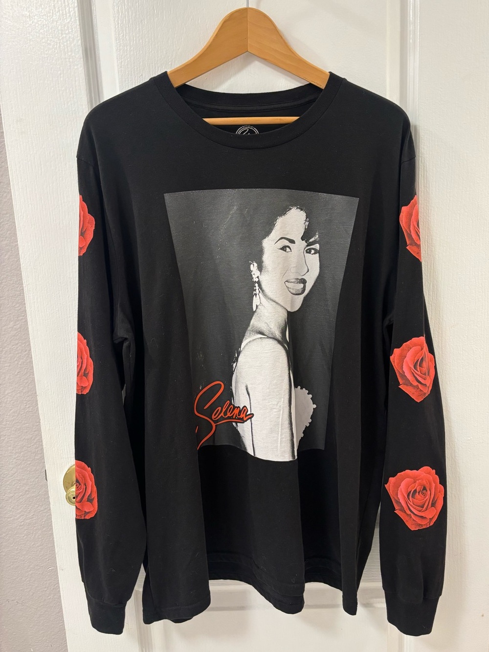 Official Selena Merch Graphic Black Long Sleeve Tee with Red Rose Sleeves XL